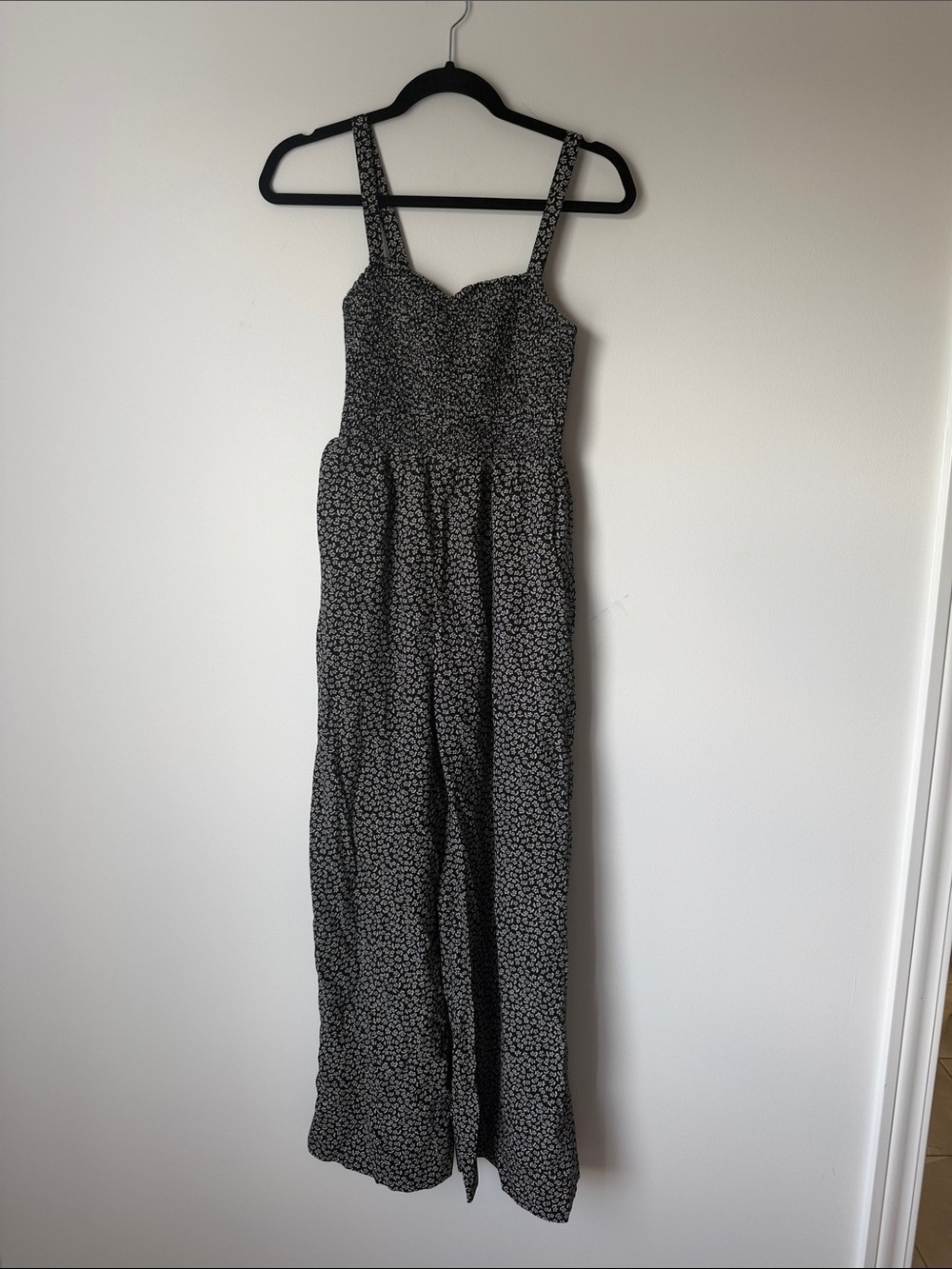 Madewell Black & White Ditsy Floral Smocked Wide-Leg Jumpsuit - Picture 1 of 6